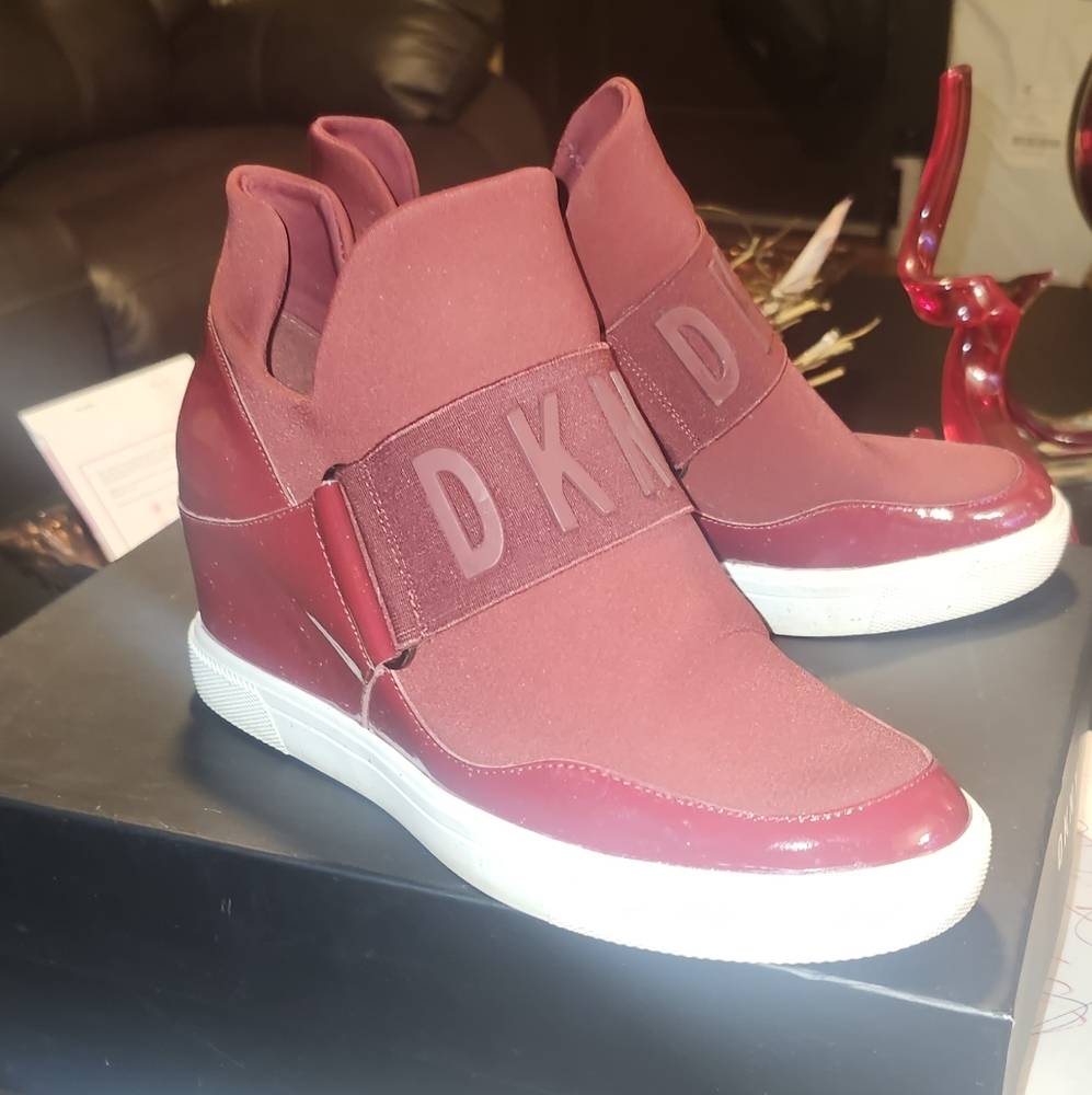 DKNY Women's Maroon High-Top Wedge Sneakers